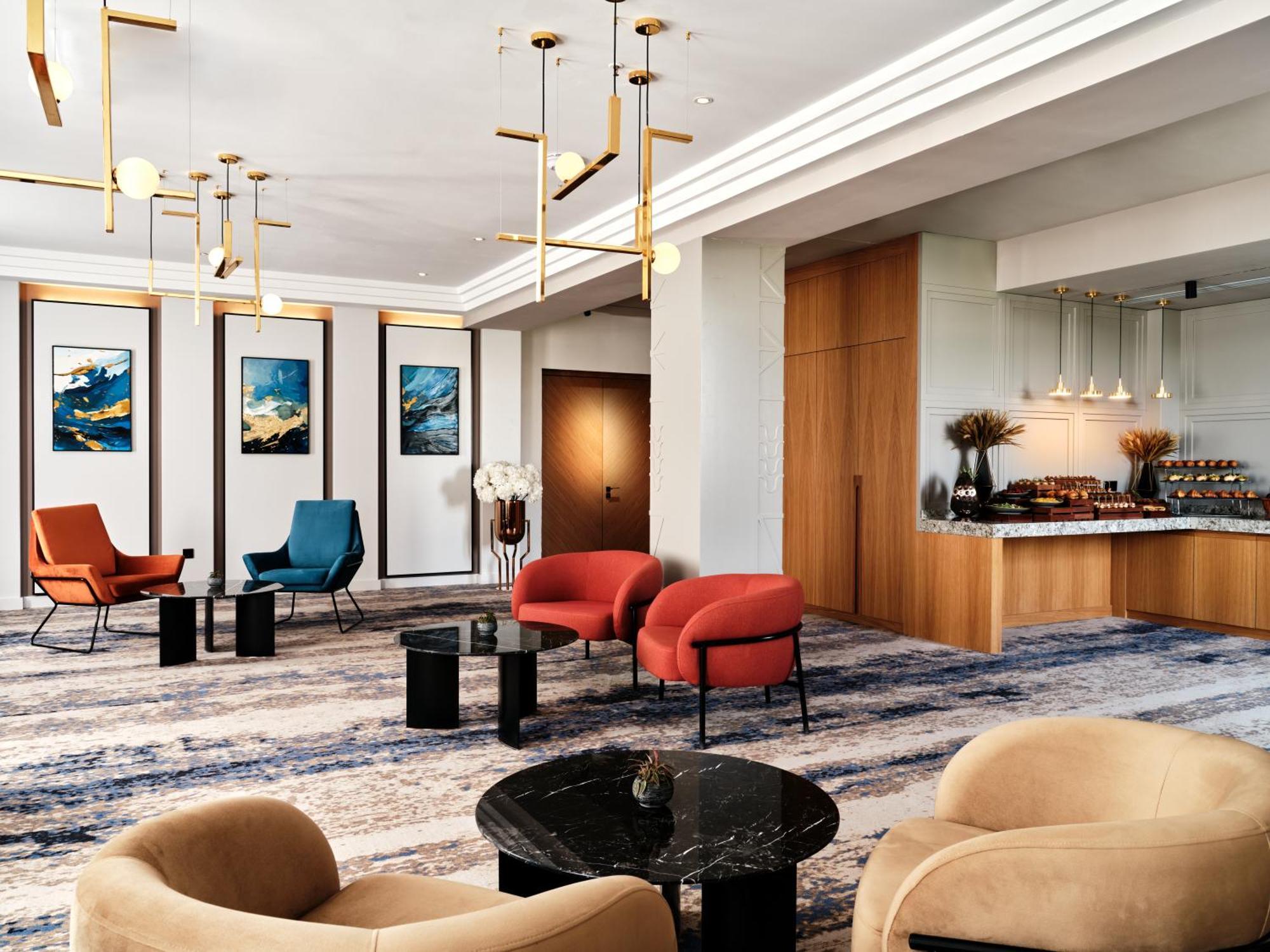 Hotel Crowne Plaza Tashkent By Ihg Esterno foto